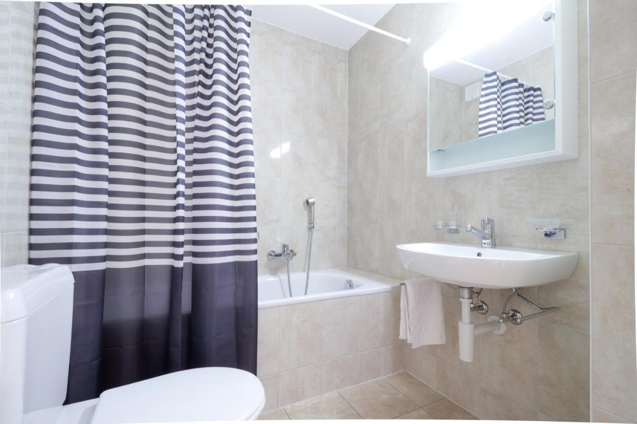 Modern Apartment Close To Martigny Train Station Kültér fotó