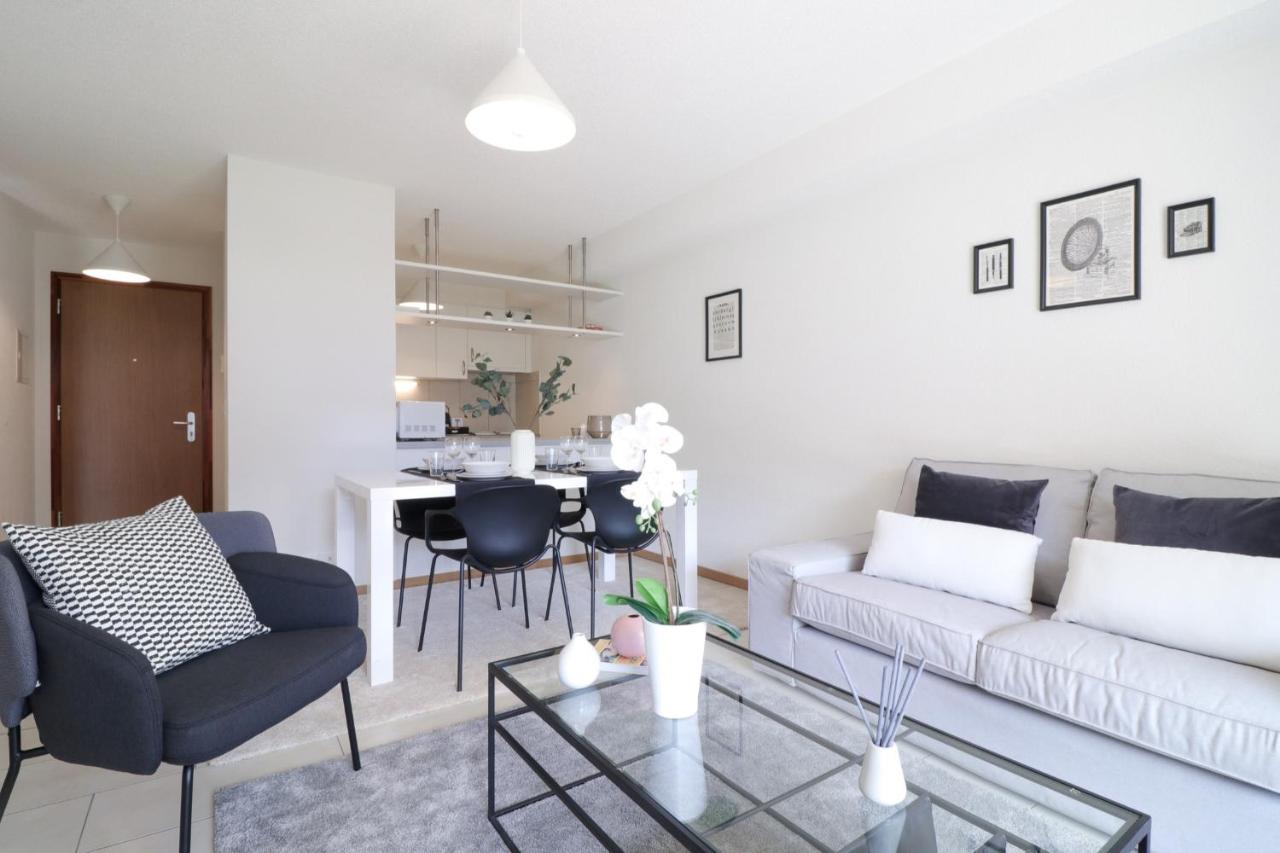 Modern Apartment Close To Martigny Train Station Kültér fotó