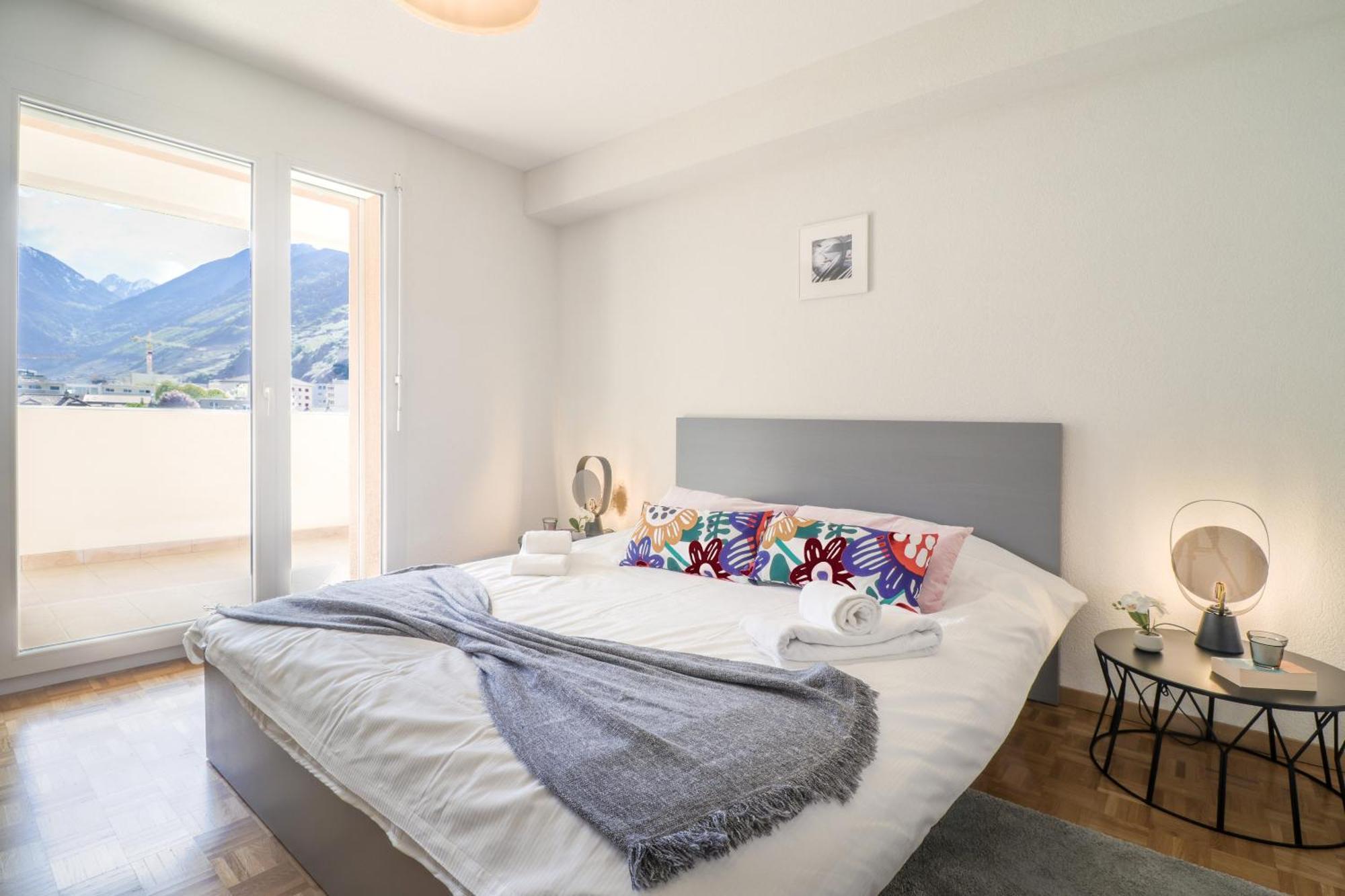 Modern Apartment Close To Martigny Train Station Kültér fotó